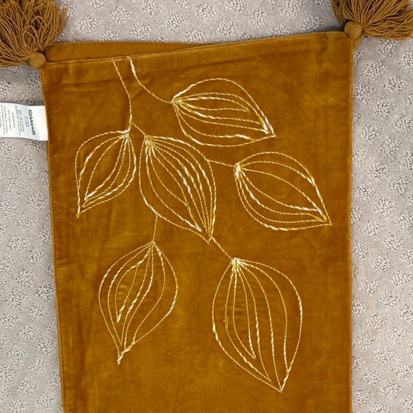 Autumn Velvet Table Runner - Picture 1 of 5